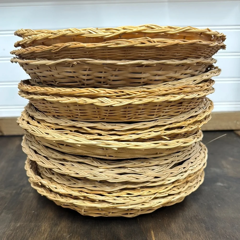 Wicker paper plate holder / or basket wall decor (set of 4)